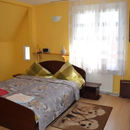 Svečių namai Klevas